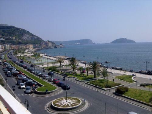 Posidonia Apartment Pozzuoli Ngoại thất bức ảnh